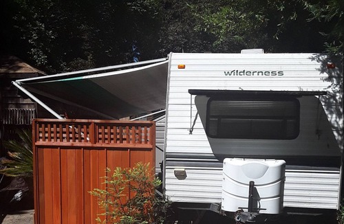Holy City House | Cozy Trailer Among The Redwoods