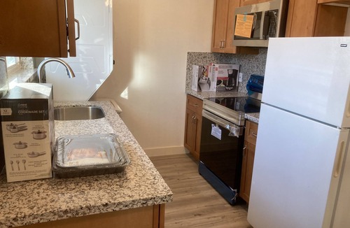 Sunnyvale West Apartment | Cozy Two-Bedroom Apt in the Heart of Silicon Valley, near top dining & shops!