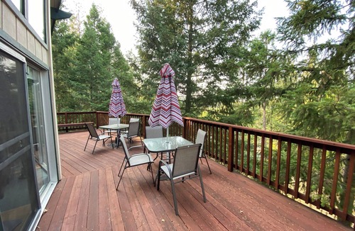 Groveland Cabin | Cozy Yosemite Getaway