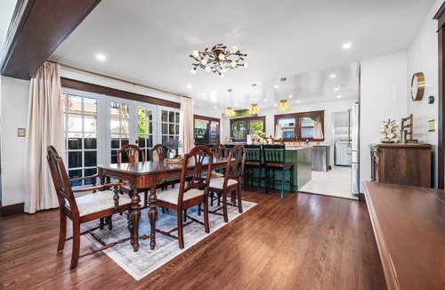 Belmont Heights House | 🏡 CRAFTSMAN BY THE SEA 🌊: Walking distance to the beach, free wifi and parking!
