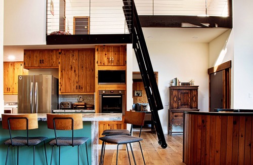 Idyllwild Cabin | Crestviewhaus: Idyllwild Cabin Retreat, stunning views 3BDRM+Loft Central Air