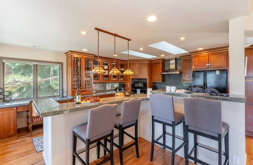 Incline Village House | Crystal View by AvantStay | Al Fresco Dining w/View of Lake Tahoe + Crystal Bay