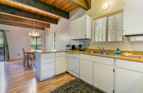 Incline Village Cabin | Cute 3 Bedroom on the Golf Course (CC6)