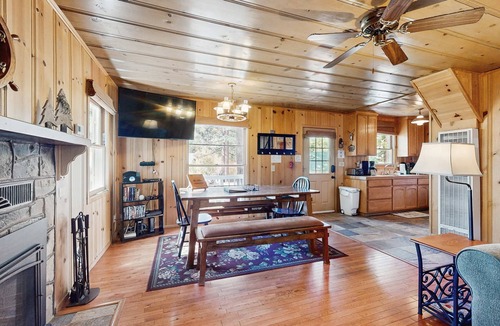 South Lake Tahoe Cabin | Cute cabin with private hot tub, less than a mile from Lake Tahoe!