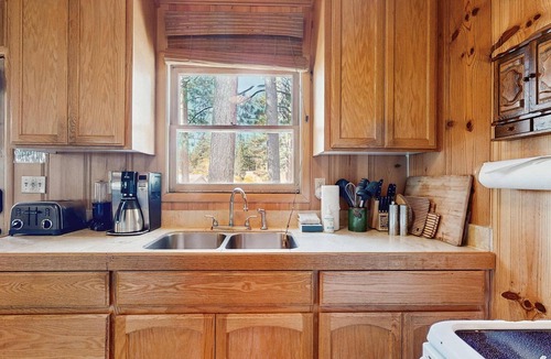 South Lake Tahoe Cabin | Cute cabin with private hot tub, less than a mile from Lake Tahoe!