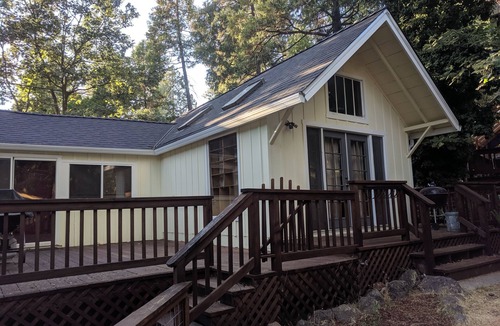 Twain Harte Cabin | Dandelion's Lair, a 3 bedroom, 2.5 bathroom cabin in Twain Harte!