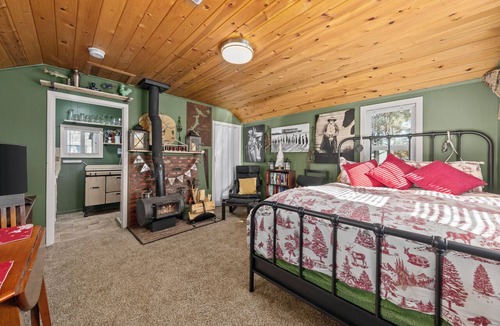 Frazier Park Other | Dark Sky Ranch Bunkhouse Los Padres Forest Hiking & Stars 90 min from LA
