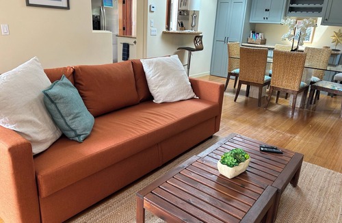 West Mesa House | Darling, Beach-Close, 6 Blocks to Bch Stairs, Walk to Dine, Shop, Park, Grocery