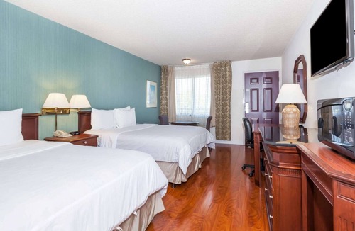 Morse Park Hotel | Days Inn & Suites by Wyndham Sunnyvale