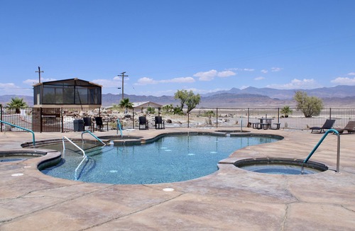 Tecopa House | Death Valley Hot Springs 2BR