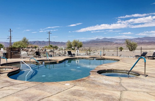 Tecopa House | Death Valley Hot Springs Charm 3BR
