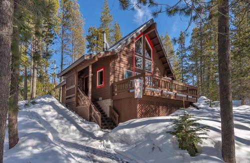 Pla-Vada Woodlands Cabin | Delightful Cabin in the Woods