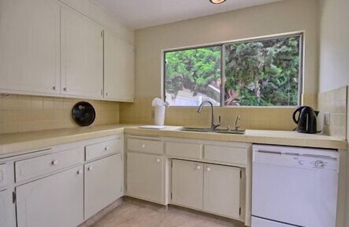 Park Hill House | Delightful Gem on Park Hill