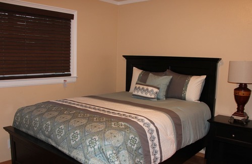 Sequoyah House | Delightful & Spacious Room for Rent, Shared Common Areas with lots of Privacy!