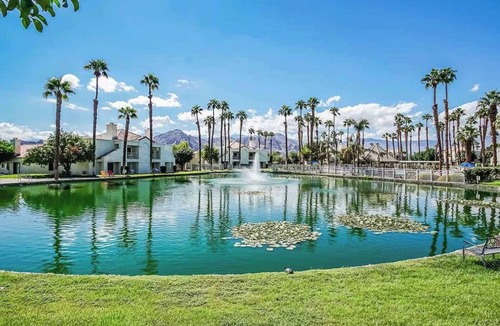 Palm Desert Apartment | Desert Breezes Resort 1 Bedroom Suite with Resort Access