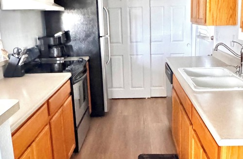 Lake Havasu City House | Desert Chic Havasu Home+XL Parking,Boat Rental, Fun Games & Lake View Fire Pit