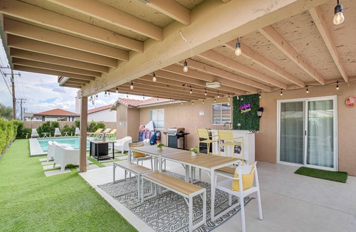 Desert Hot Springs House | Desert Hot Springs Home w/Pool & Gas Grill!