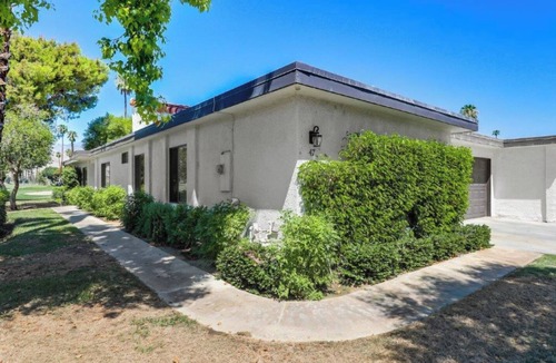 Rancho Mirage Condo | Desert Retreat on the Fairway – Golf, Tennis & Family-Friendly Comfort