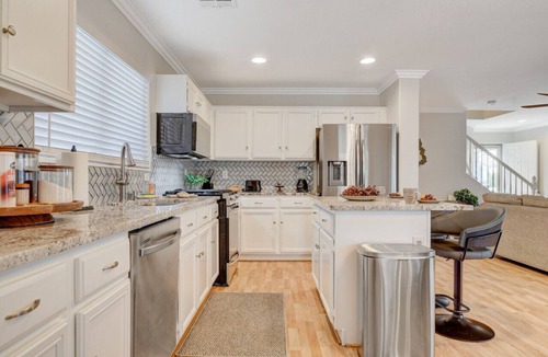 Rhodes Ranch House | Diablo Pool/Spa 3 bedrooms kids great pets ak