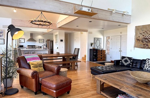 Dillon Beach House | Dillon Beach 5-Star! Near Beach, Hot Tub~Game Room Dog-OK Northern Lights