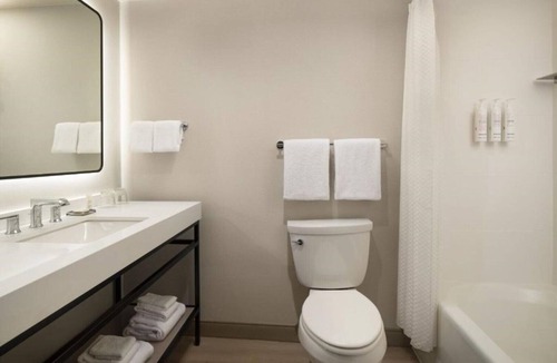 San Ramon House | Discover an urban retreat at our renovated Room.