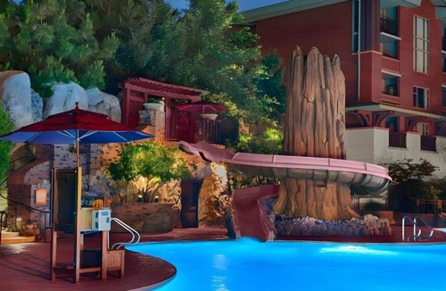 Anaheim Resort Hotel | Disney's Grand Californian Hotel & Spa