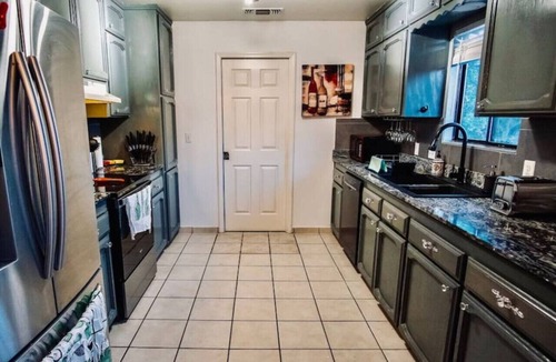 Coarsegold House | Dog Friendly - Hot Tub - Elements Suite