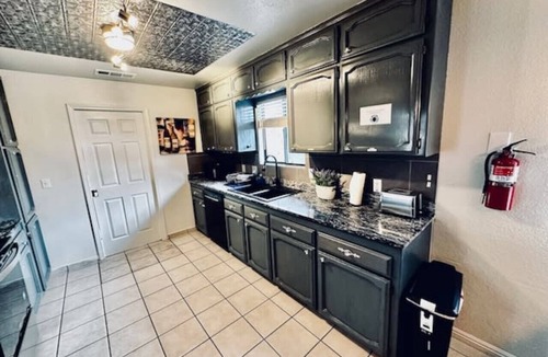 Coarsegold House | Dog Friendly - Hot Tub - Elements Suite