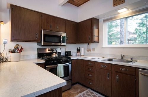 Dollar Point House | Dog OK, Hot tub, great hiking, X Country skiing! Tahoe City