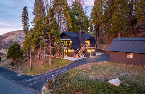 Dogwood Mountain Cabin | Dogwood Retreat | Epic Sunset Views
