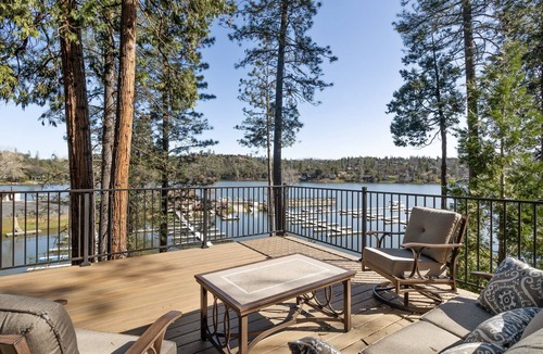 Groveland House | Dos Pinos - Spacious Lakefront Cabin w/Game Room by Yosemite Region Resorts
