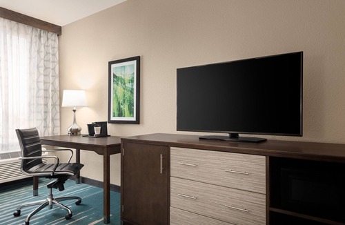 Clovis Hotel | Double Queen Bedroom