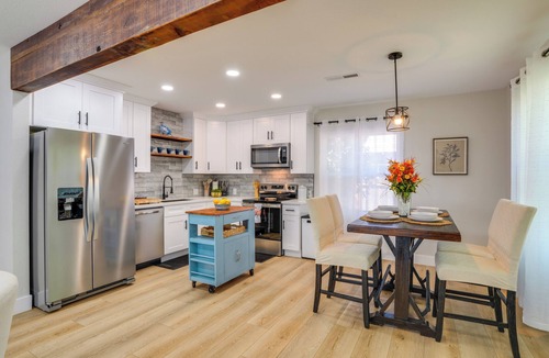 Modesto House | Downtown Modesto Gem! Updated Family Home