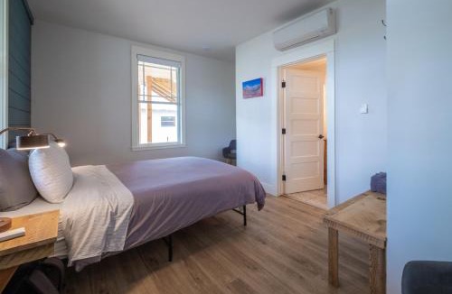 Bishop House | Eastside Guesthouse and Bivy