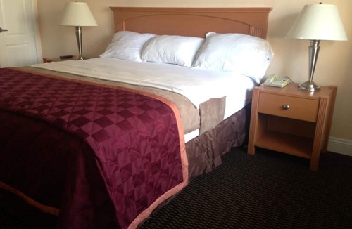 Oakland Hotel | Econo Lodge Oakland Lake Merritt Area