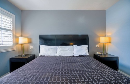 Buttonwillow Hotel | Economy Inn Buttonwillow Bakersfield I-5