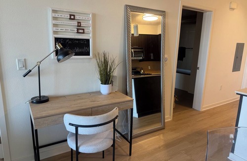 Del Rey Apartment | Electric Blue Abode: Modern Resort Style Amenities