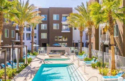 Fremont Condo | Elegant 1BR Condo w Stunning Outdoor Pool in Fremont