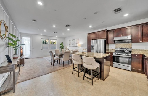 Eastvale Downs House | Elegant 3BR Residence｜Office & Study Space｜Fenced Yard｜Flexible Leasing #41351