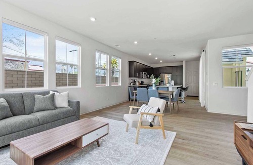 Westmont House | Elegant Oasis Residence on Rio Grande #42030