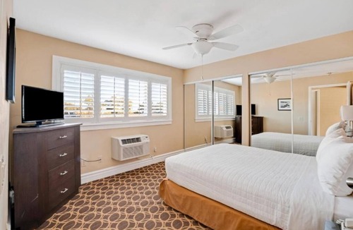 Corte Madera Hotel | Elegant Retreat | Near Golden Gate | Outdoor Pool | Free Parking | BBQ Area