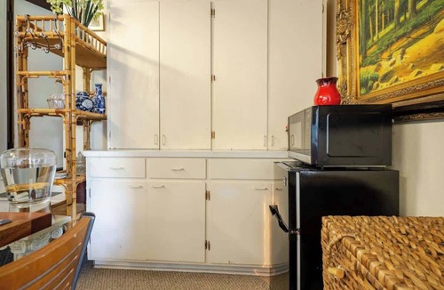 Claremont House | Elegant Spacious Prvt Studio Upscale Berkeley