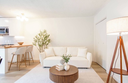 Wilshire Montana Apartment | Elegant Studio Santa Monica