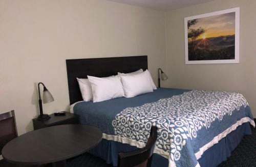 South Lake Tahoe Hotel | Elevation Lodge