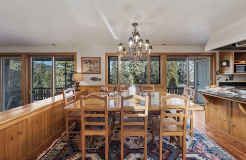 Tahoma Cabin | Ellis Peak by AvantStay | Beautiful McKinney Cabin w/Filtered Lake Views