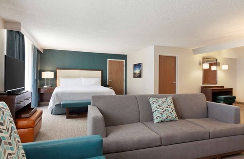 San Luis Obispo Hotel | Embassy Suites by Hilton San Luis Obispo