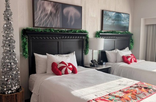 Seaside Hotel | Embassy Suites by Hilton Monterey Bay Seaside