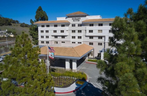 San Rafael Hotel | Embassy Suites by Hilton San Rafael at Marin Center