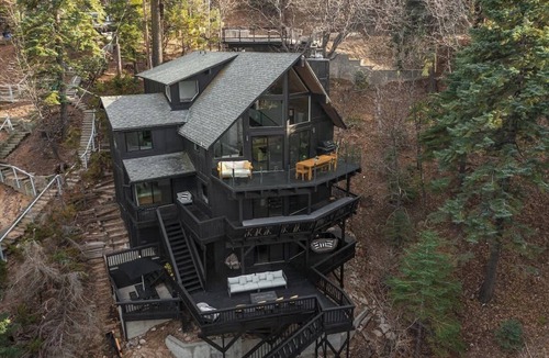 Cedar Glen House | Emerald Point Retreat, lakefront with dock!
