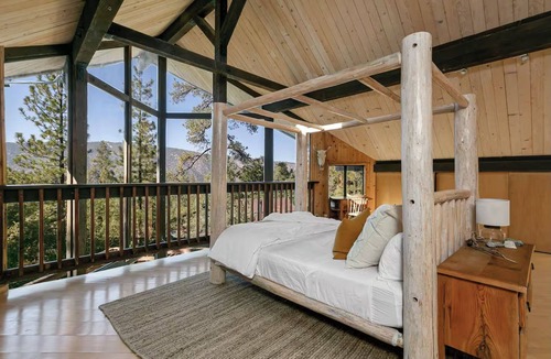Pine Mountain Club House | Enchanted Forest A-Frame, Sauna, Hiking, Stars!